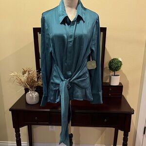 Elegant Teal Women's Blouse